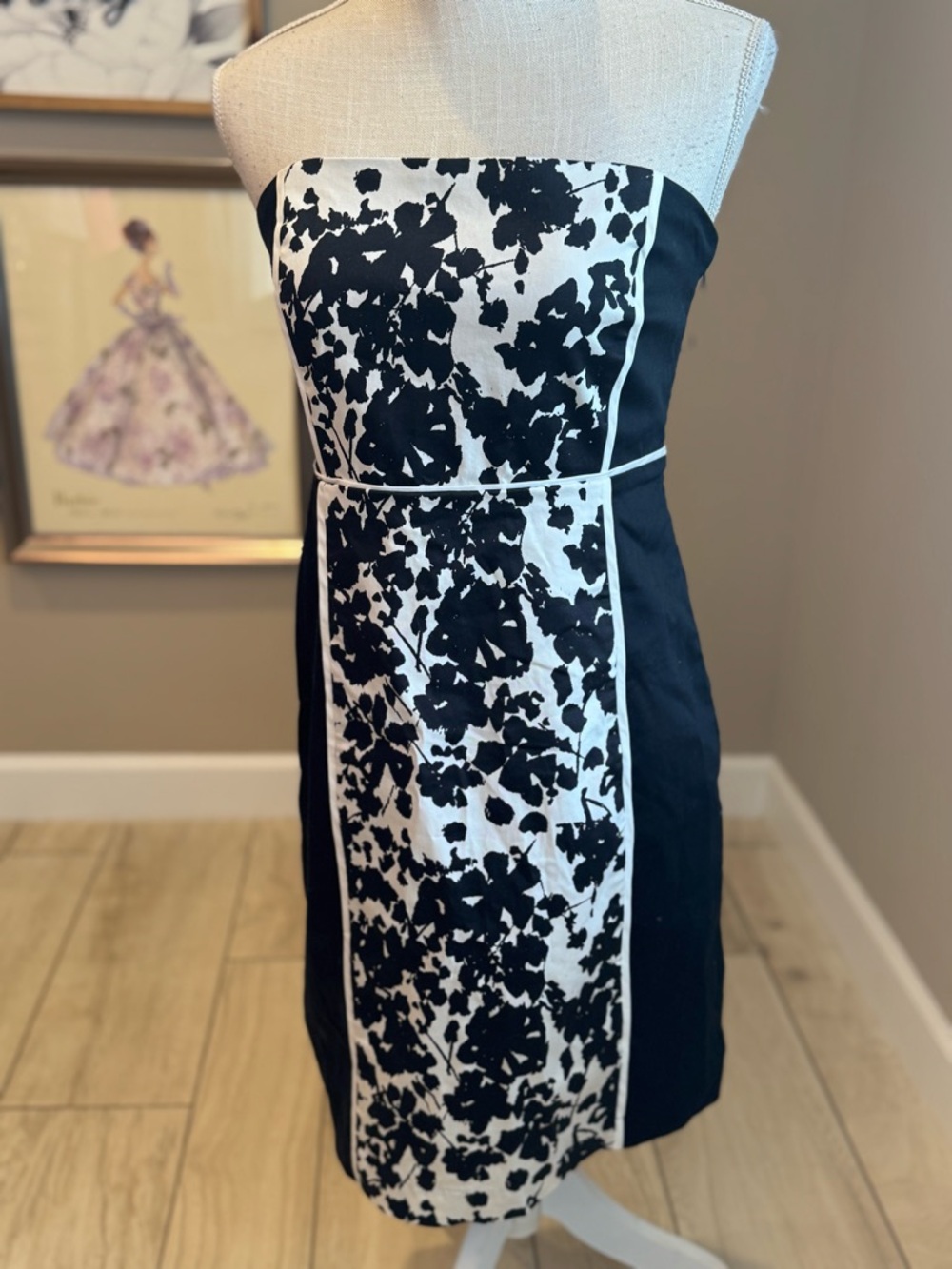 NWT! NEW YORK & COMPANY Black and White Strapless Floral Sheath Dress